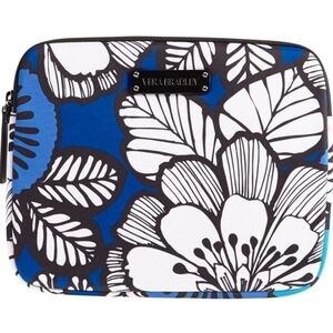 Vera Bradley "Like New "Floral Neoprene  Laptop case bag
